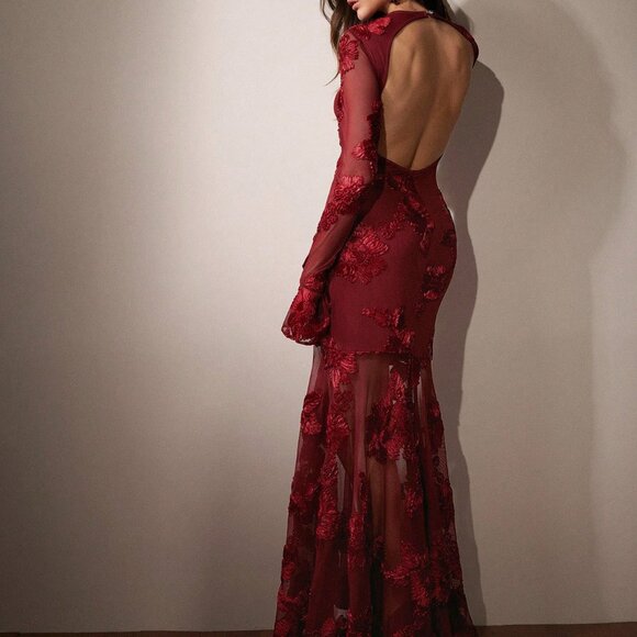 Red Elegant Romantic Women's Soft 3d Floral Embroidery Maxi Dress - Picture 2 of 8